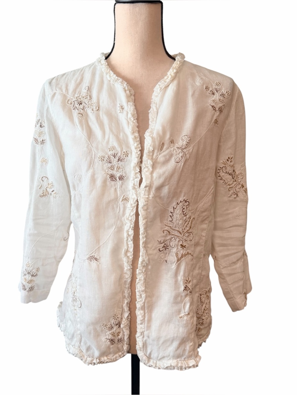 Chico’s Creek Embroidered Linen Ruffle Jacket Top White Size 1 (SM/M)